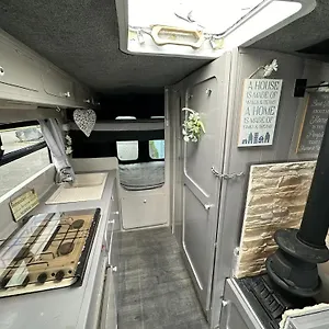 Retro Camper Hire Discover Ireland Campingplatz